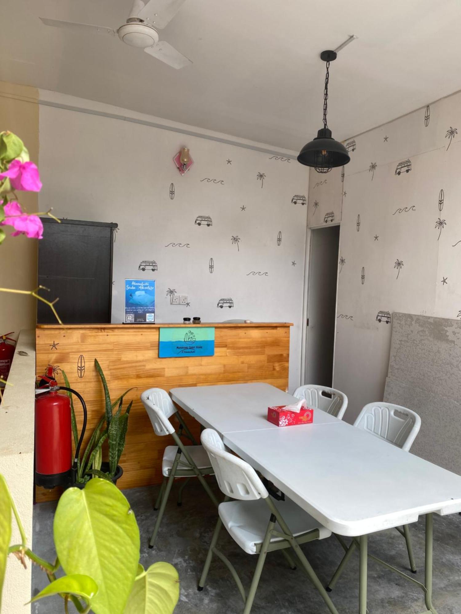 Maavaharu Guest House Himmafushi Exterior foto